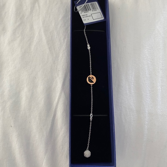 Swarovski bracelet brand new with box - Picture 2 of 2